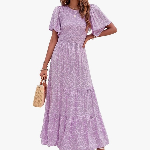 Zesica Dresses & Skirts - Zesica women’s floral print,  flutter sleeve, lavender Maxi dress size S